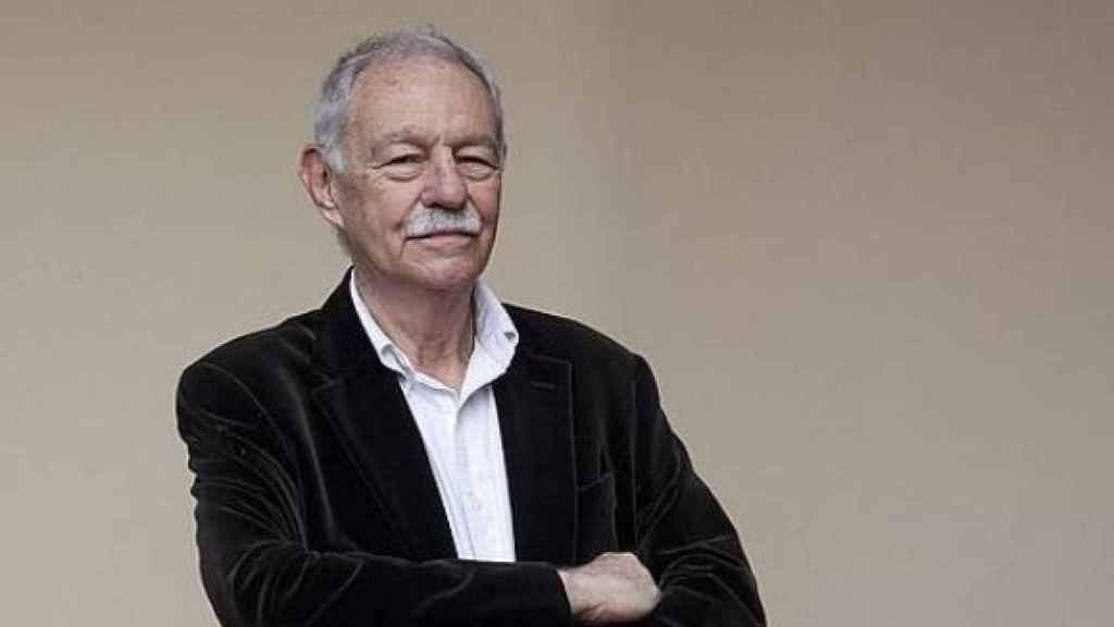 Eduardo Mendoza presenta el ensayo '¿Qué está pasando en Cataluña?' / EFE