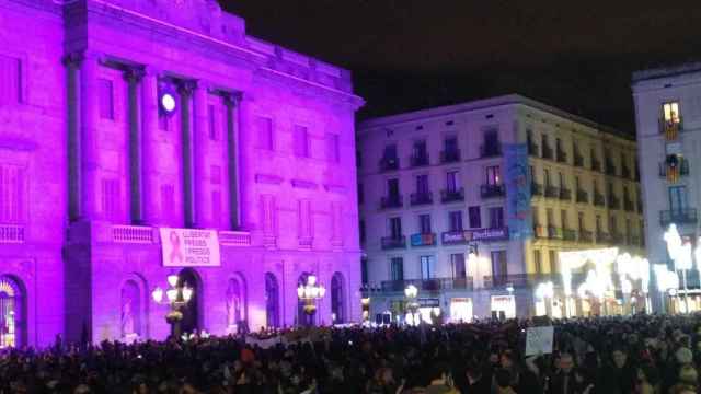 Manifestación contra la violencia machista en plaza de Sant Jaume / ARCHIVO