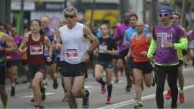 Atletas de la Jean Bouin en la Gran Via / MUNDO DEPORTIVO - JEAN BOUIN