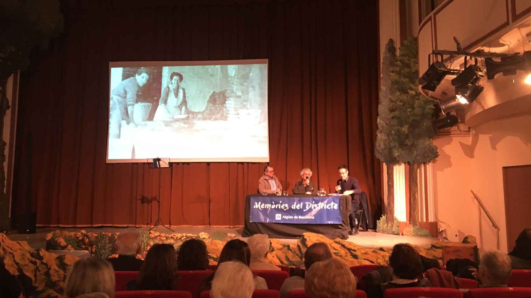 Roser Capdevila en la presentación del libro  'Memorias del distrito Horta-Guinardó' / P. A.