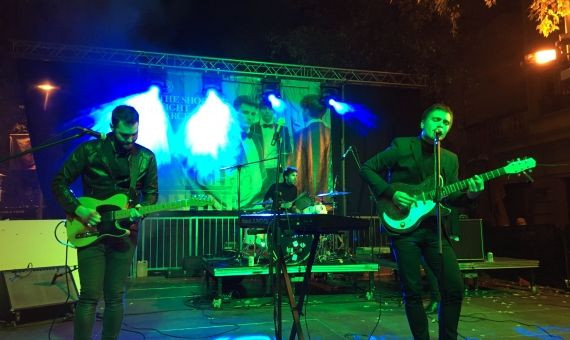 La banda Conttra en concierto en la Shopping Night 2017 / P.B.