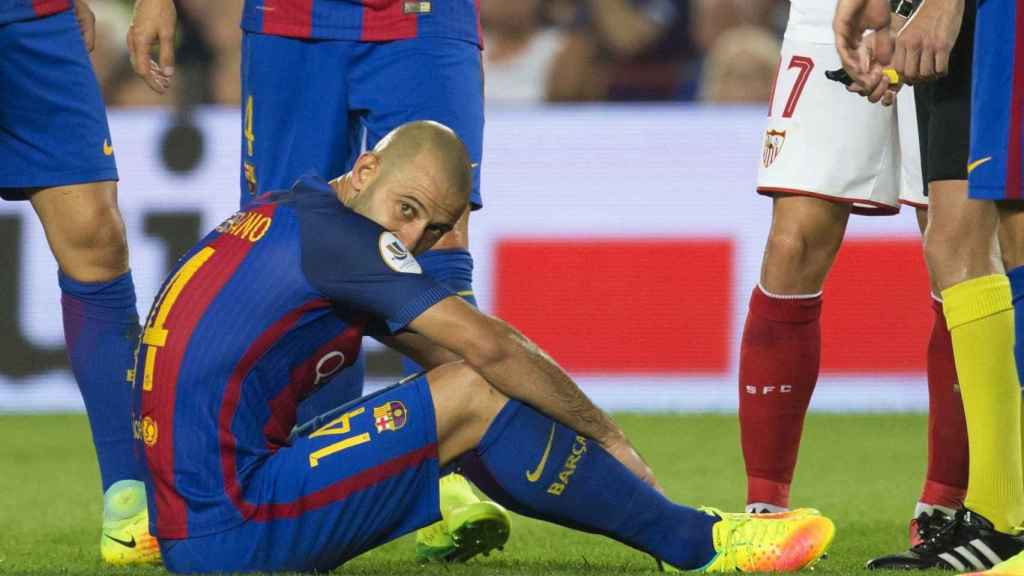 Javier Mascherano en un partido contra el Sevilla / EFE