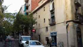 Edificio en el que vivía la víctima / JORDI SUBIRANA