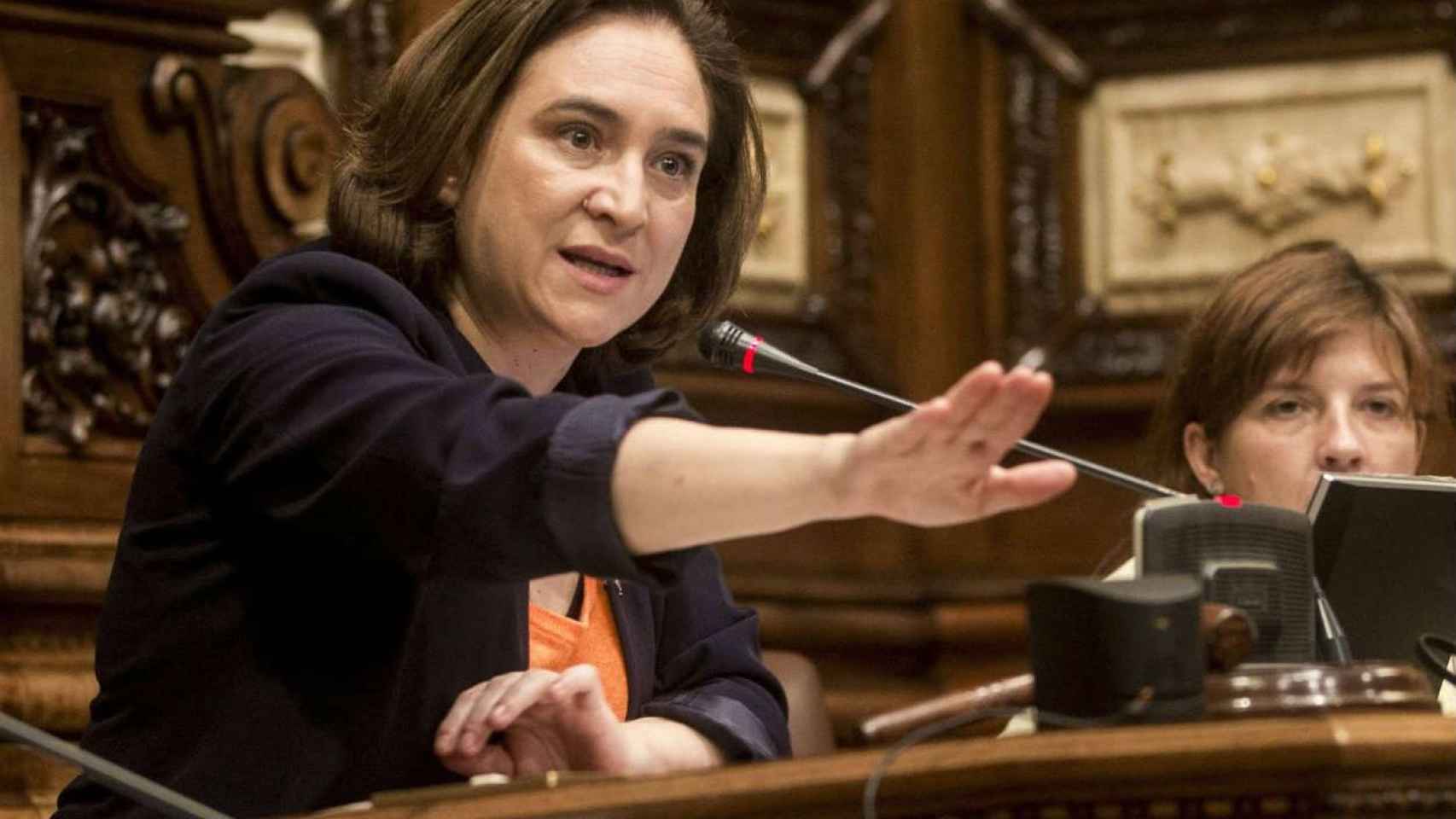 Ada Colau se ha visto obligada a cancelar dos actos  municipales por electoralismo / EFE