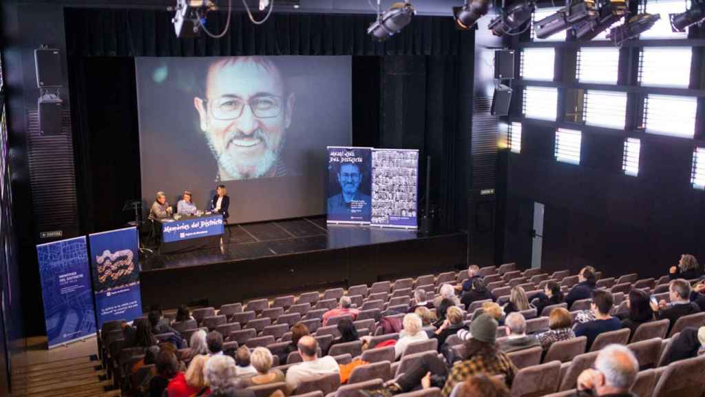 Acto de presentación del libro sobre Ciutat Vella de Memòries del Districte / AIGÜES DE BCN