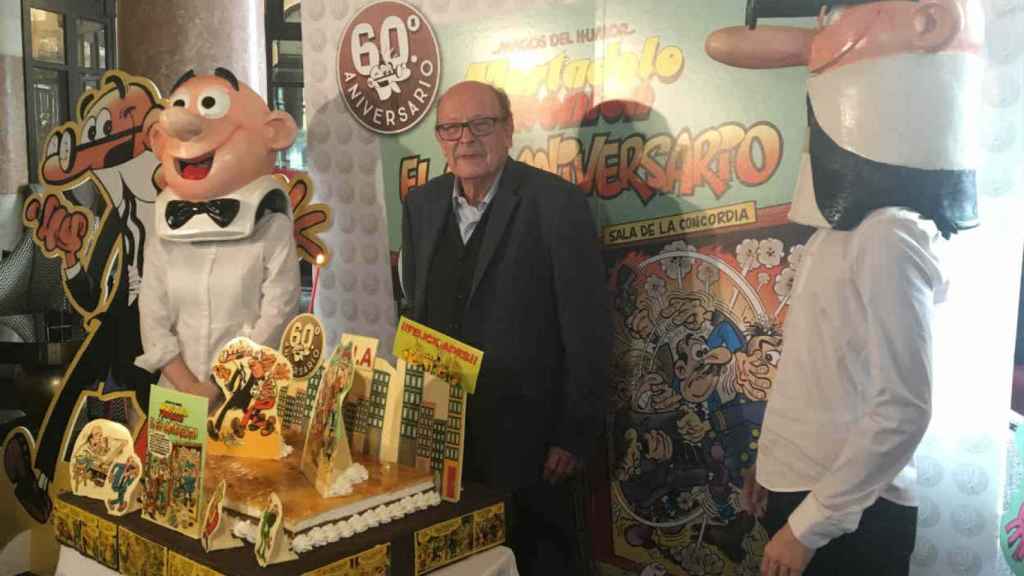 El maestro Francisco Ibáñez celebra el 60 cumpleaños de Mortadelo y Filemón / CR