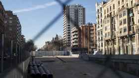 Vista de una parte de las obras en la plaza de las Glòries / HUGO FERNÁNDEZ