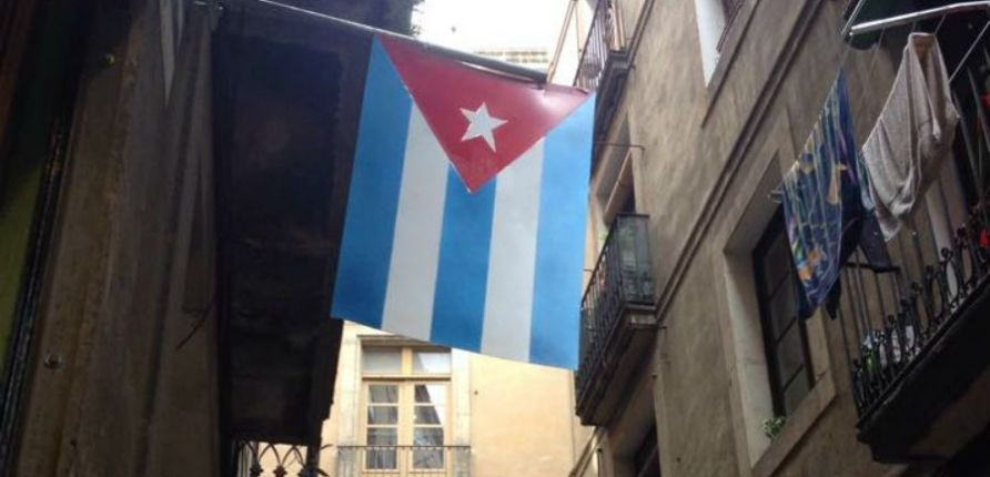 Un toque de patria cubana en un rincón del barrio Gòtic / LA HAVANA VIEJA