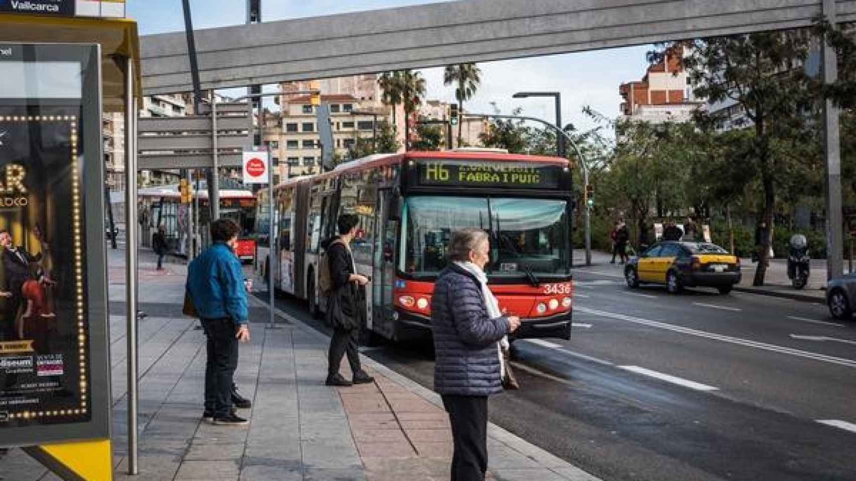 El bus H6, la línea con más pasajeros de Barcelona