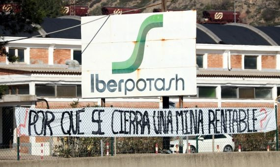 Vista exterior de la mina de Iberpotash durante una protesta laboral / E.E.