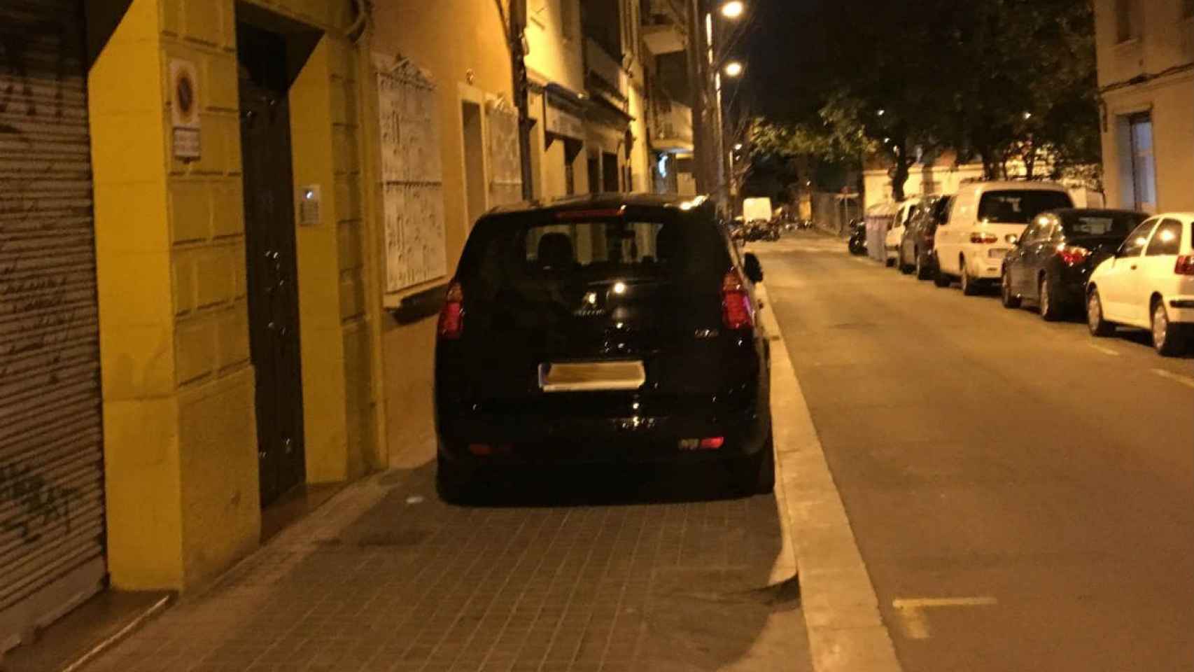 Esta no es una buena manera de aparcar el coche