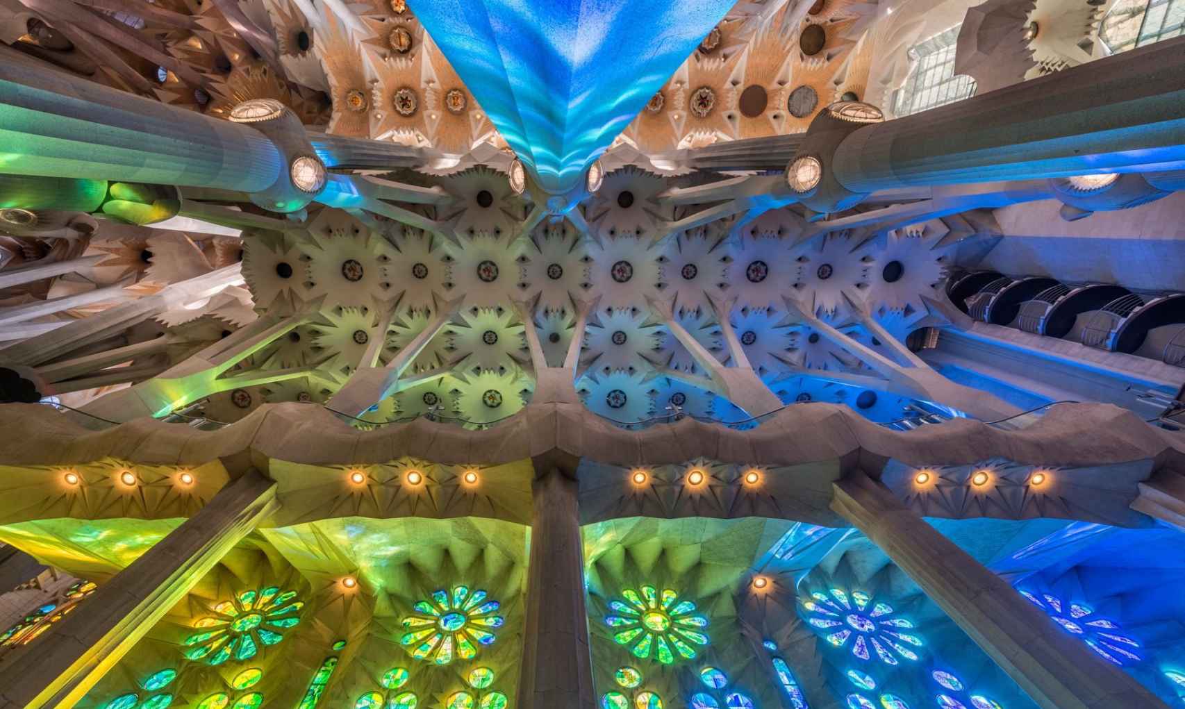 Interior de la Sagrada Família de Barcelona