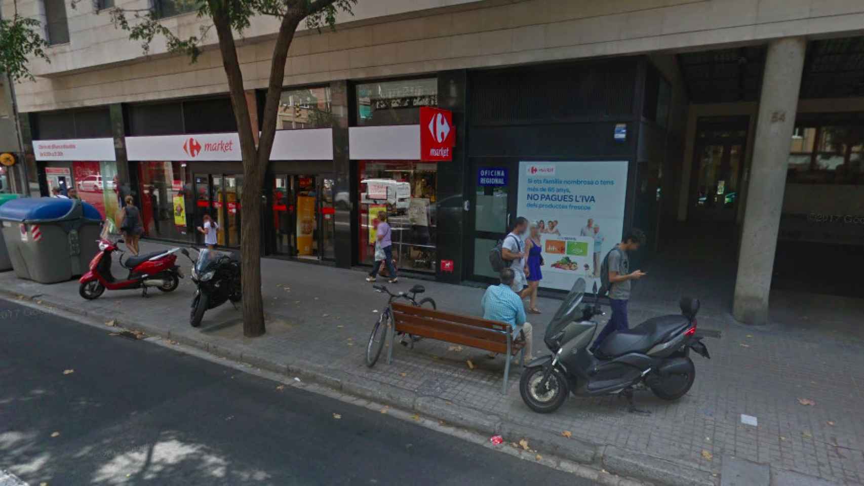 Carrefour de la calle Berlin / GOOGLE STREET VIEW