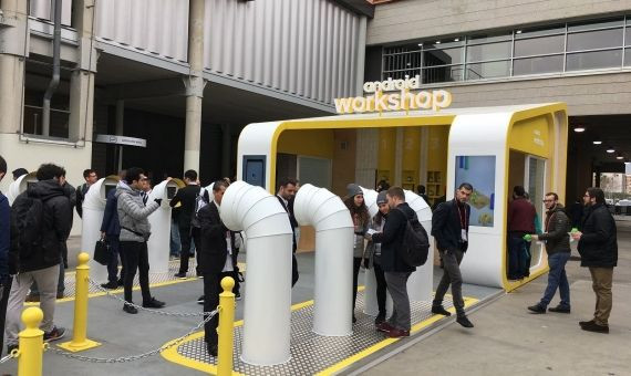 Android se ha instalado entre los pabellones 3 y 4 del Mobile World Congress / HUGO FERNÁNDEZ