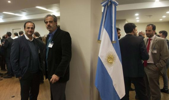 La delegación argentina del MWC en el Consulado de Argentina / HUGO FERNÁNDEZ