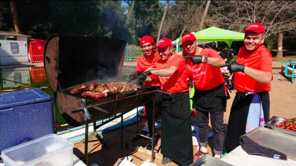 Comanchef preparando el 'asadito' en Expo Paraguay-Barcelona / EXPO PARAGUAY