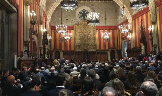 Así ha lucido el Saló de Cent durante la presentación del Godó / MIKI