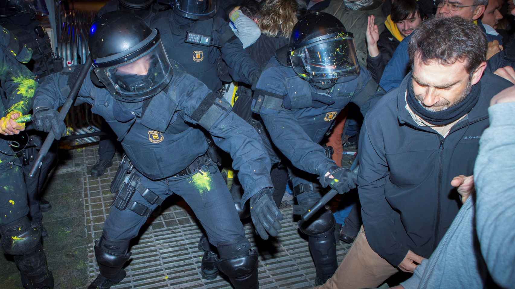 El PDeCAT acusa al Ejecutivo central de la violencia policial de este domingo en BCN/ EFE