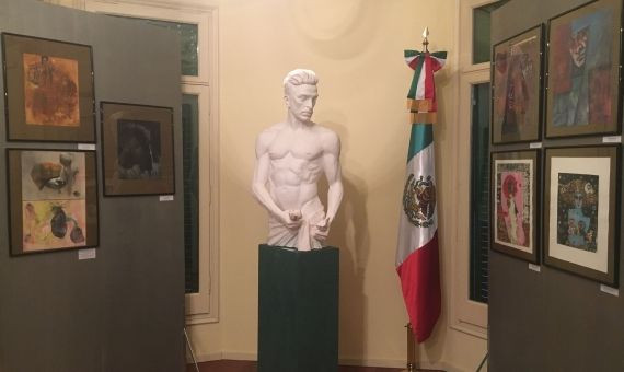 Escultura de Jorge Egea dentro de la muestra de 'Paisanos' / A.O. 