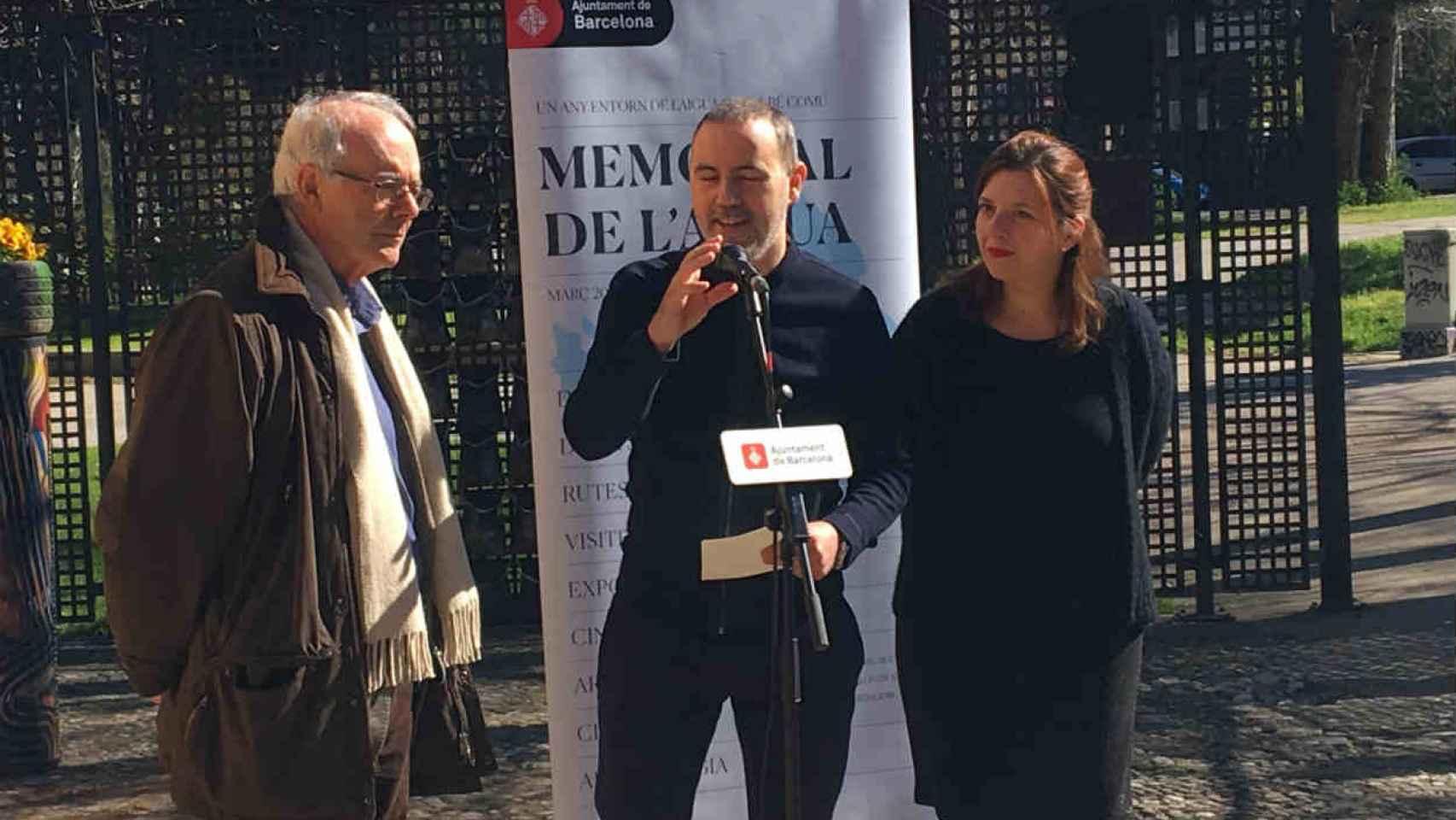 Eloi Badia, en el centro, junto a Laia Ortiz y Joan Gaya / CR