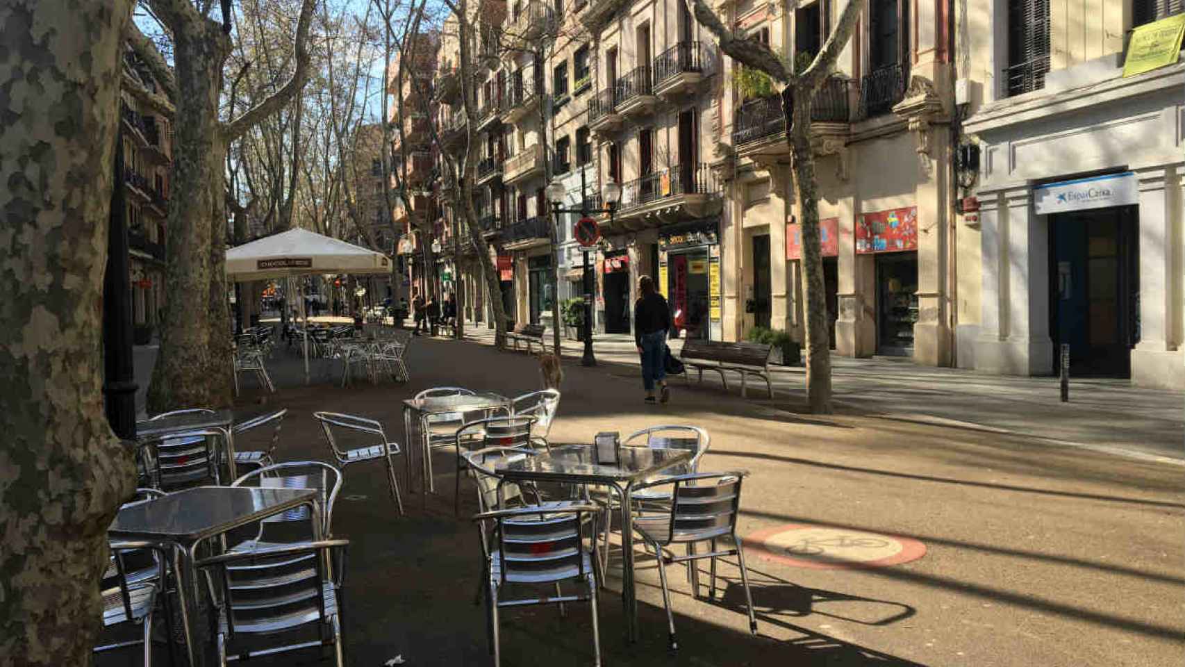 Terrazas en la Rambla del Poblenou / CR