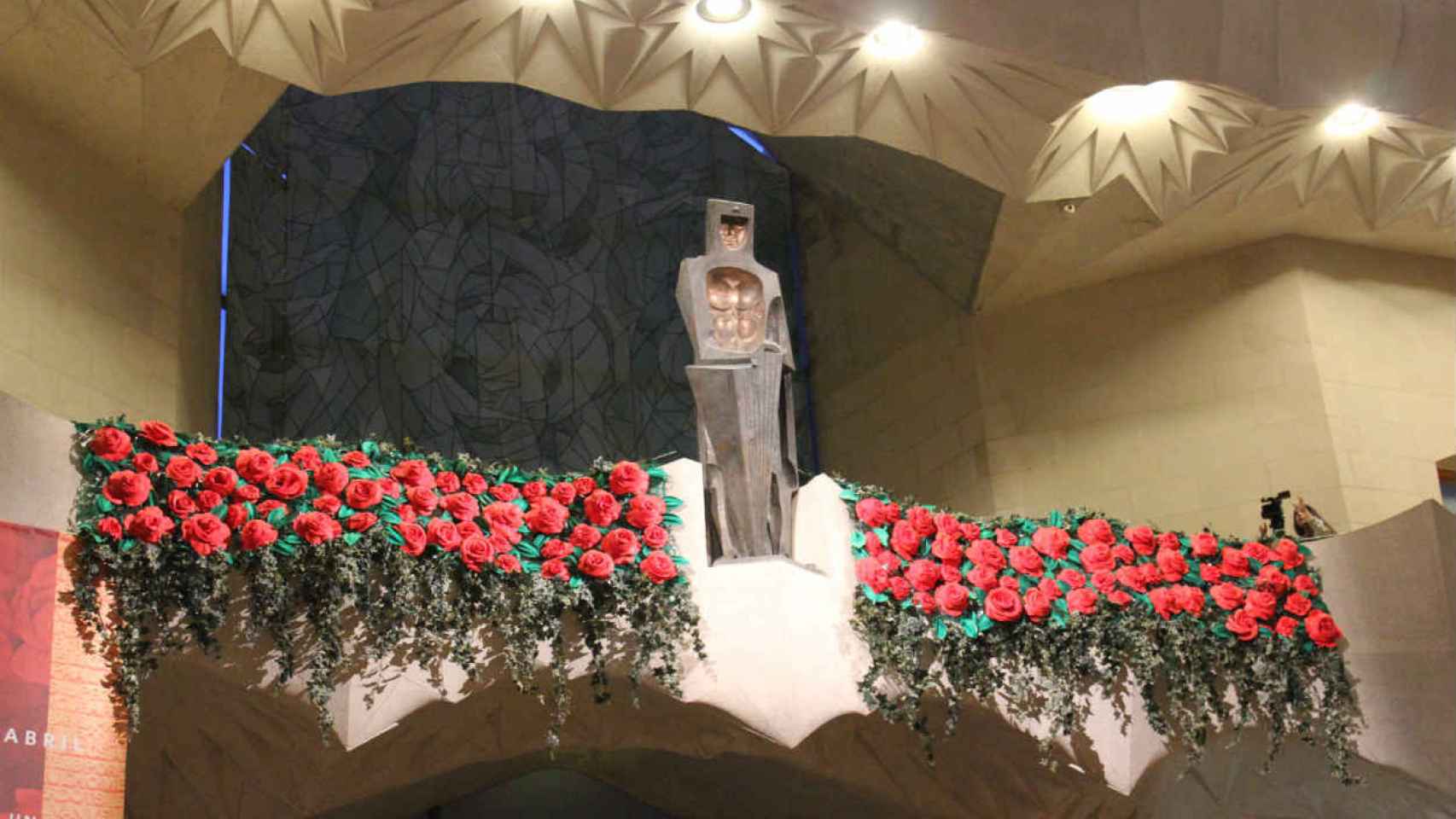 Celebración de Sant Jordi en la Sagrada Família en el año 2018 / METRÓPOLI