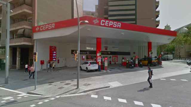 Una de las gasolineras de Cepsa en Barcelona