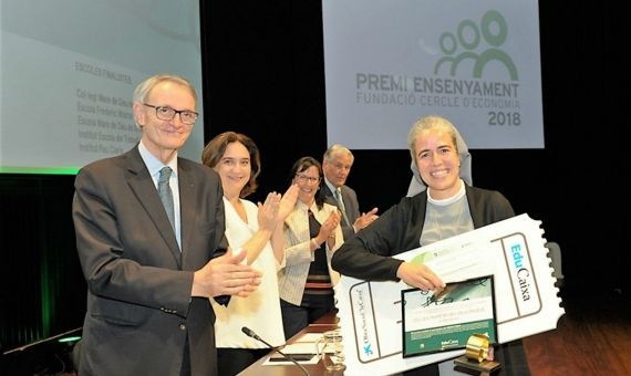 Entrega del segundo premio al colegio barcelonés Mare de Déu dels Àngels / EP