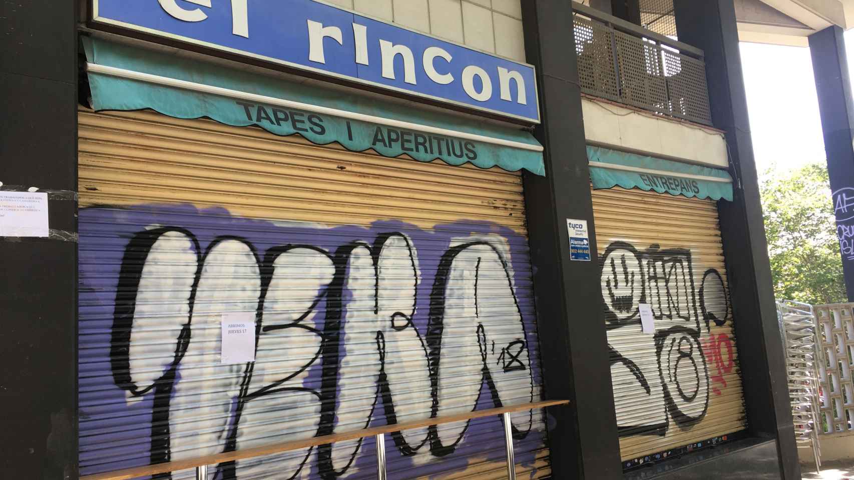 El mítico bar El Rincón baja la persiana y ahora lo regentará una familia china | P.B.