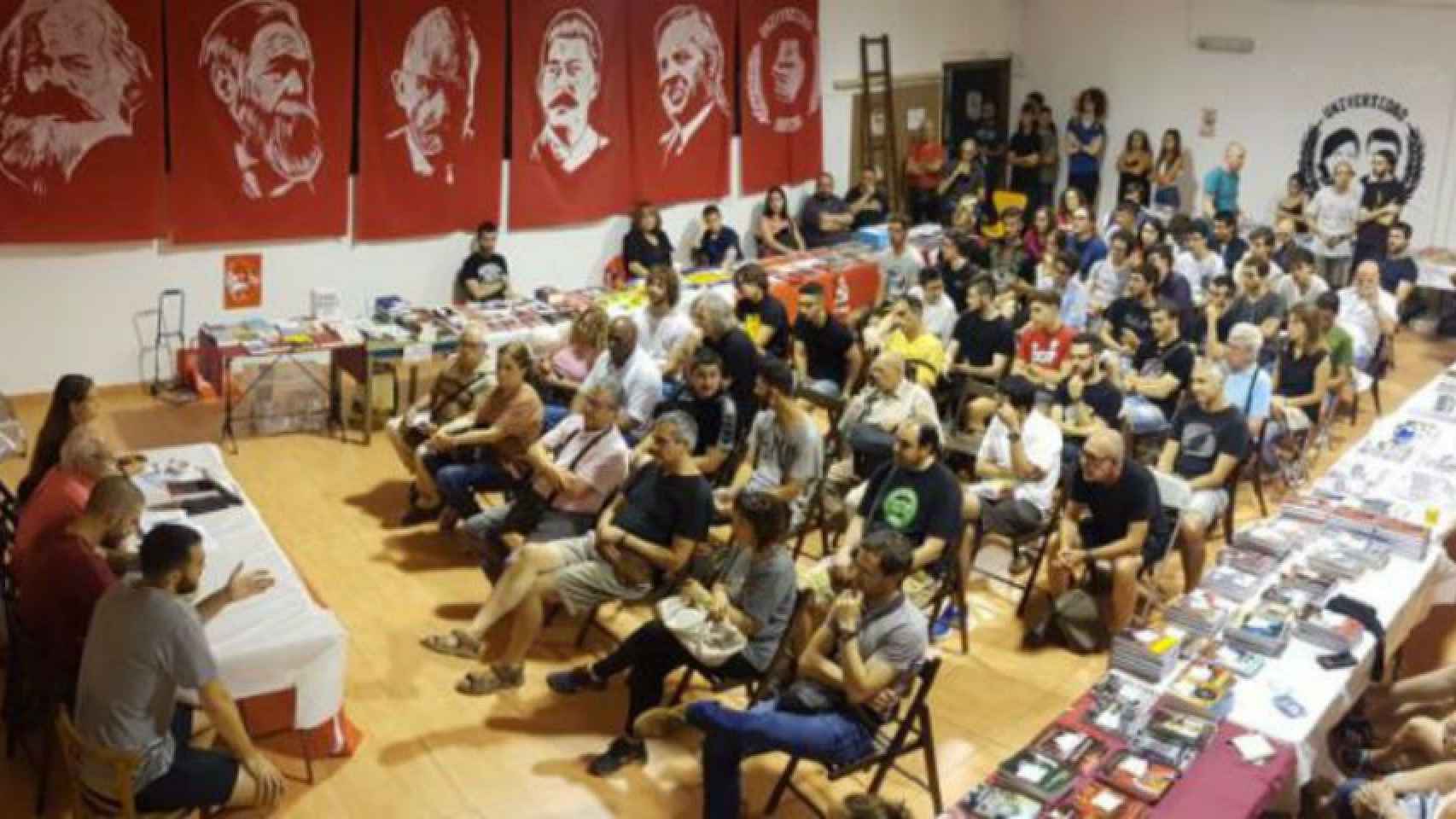 Un momento durante la I Edición de la Feria del Libro Marxista en BCN