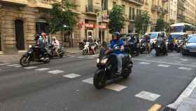 Los scooters son ideales para moverse por Barcelona / PABLO ALEGRE