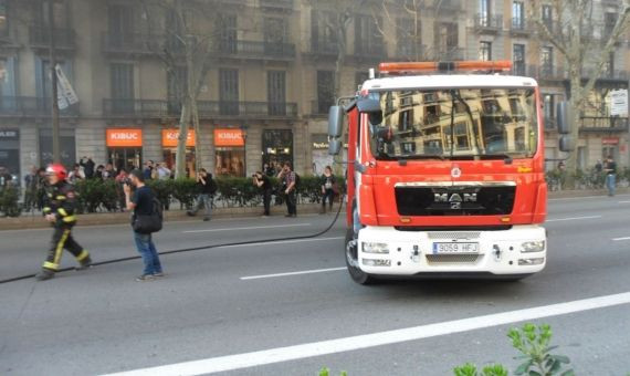 El colectivo de bomberos de Barcelona reclama mas efectivos / Archivo 