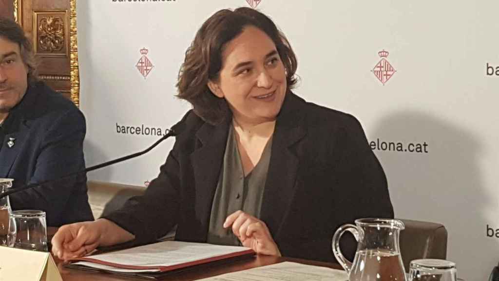 Ada Colau, alcaldesa de Barcelona, en rueda de prensa / AjuntamentBCN