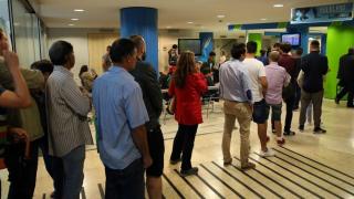 Nefastos indicadores laborales en El Prat: desplome de las contrataciones y paro sobre la media del Baix Llobregat