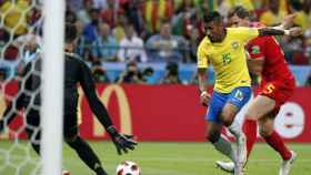 Paulinho, en un partido de la selección brasileña / EFE