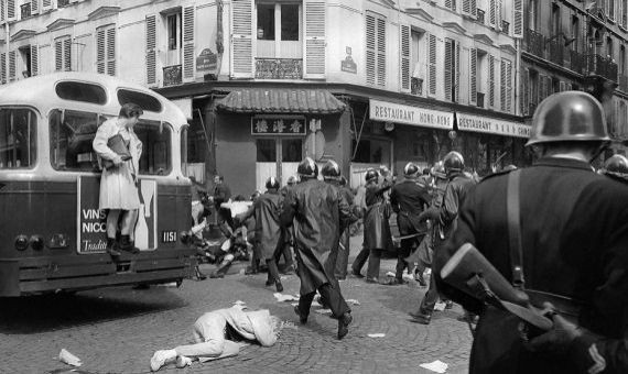 Un instante de las manifestaciones de Mayo del 68 / France-Soir