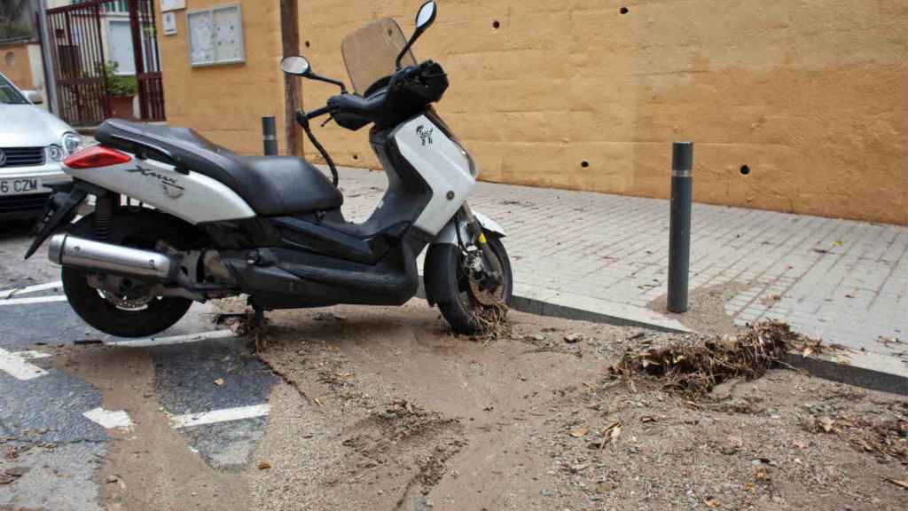 Efectos de la lluvia torrencial en Barcelona / HUGO FERNÁNDEZ