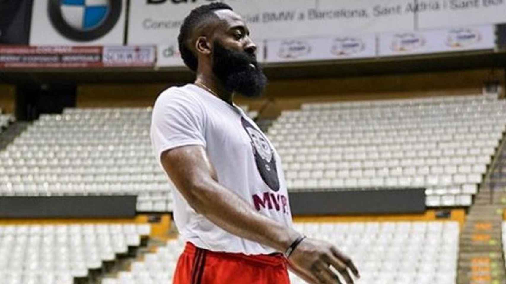 James Harden entrenando en el Olímpic de Badalona