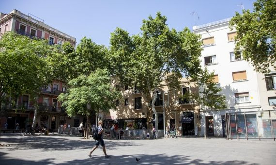 Vista panorámica de la plaza del Diamant / Hugo Fernández