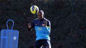 Eric Abidal entrenando con el FCBarcelona / EUROPA PRESS