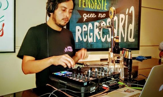 Dj en la celebración del Ceviche Day / CEVICHE 103