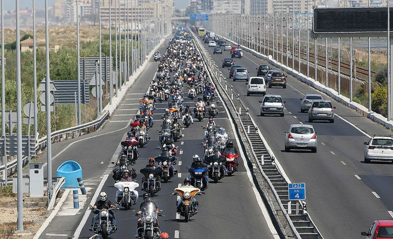 Barcelona es ciudad motera. En la imagen, concentración de Harley Davidson / Portalmotos