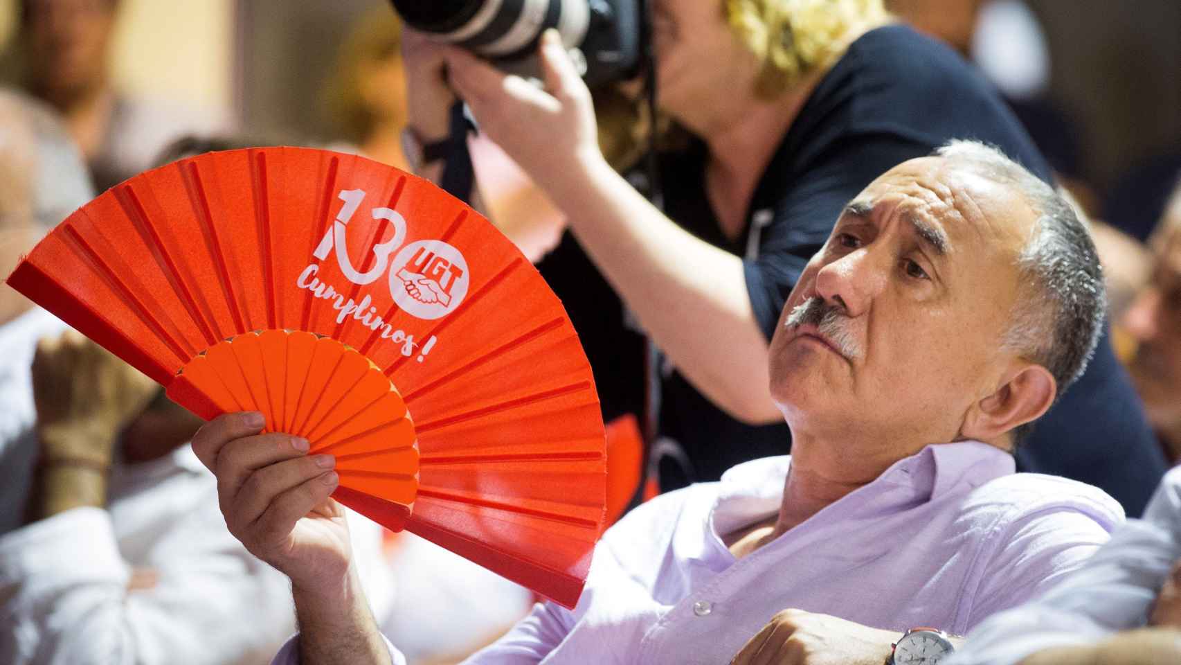 Pepe Álvarez, secretario general de UGT, durante los actos en Barcelona | EFE