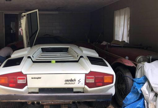 Parte trasera del Lamborghini Countach, el más valioso de los tres.