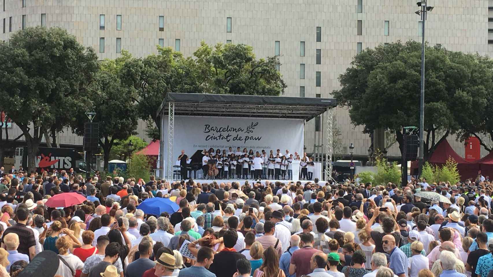 Un momento durante el concierto en el homenaje a las víctimas del 17A | AROA ORTEGA