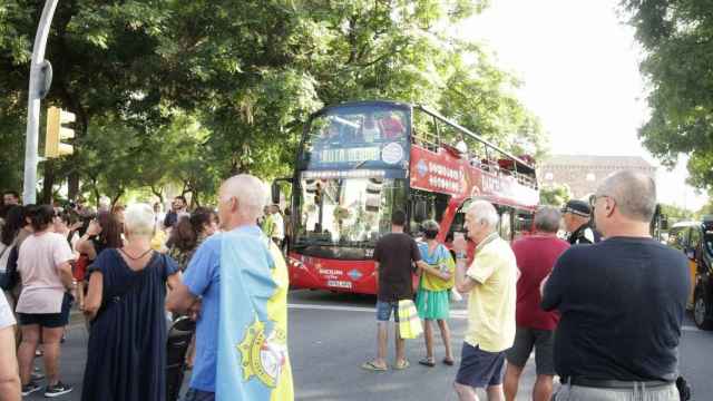 Los vecinos de La Barceloneta ya se han manifestado varias veces / HUGO FERNÁNDEZ