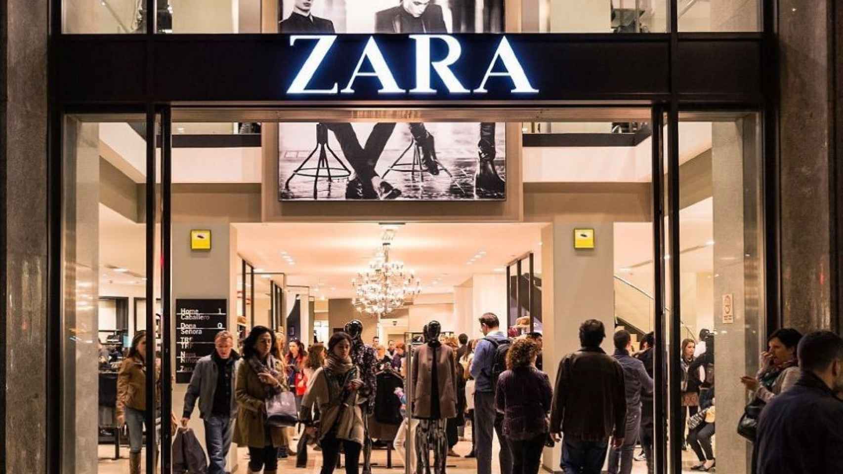 Exterior de Zara, el buque insignia de Inditex