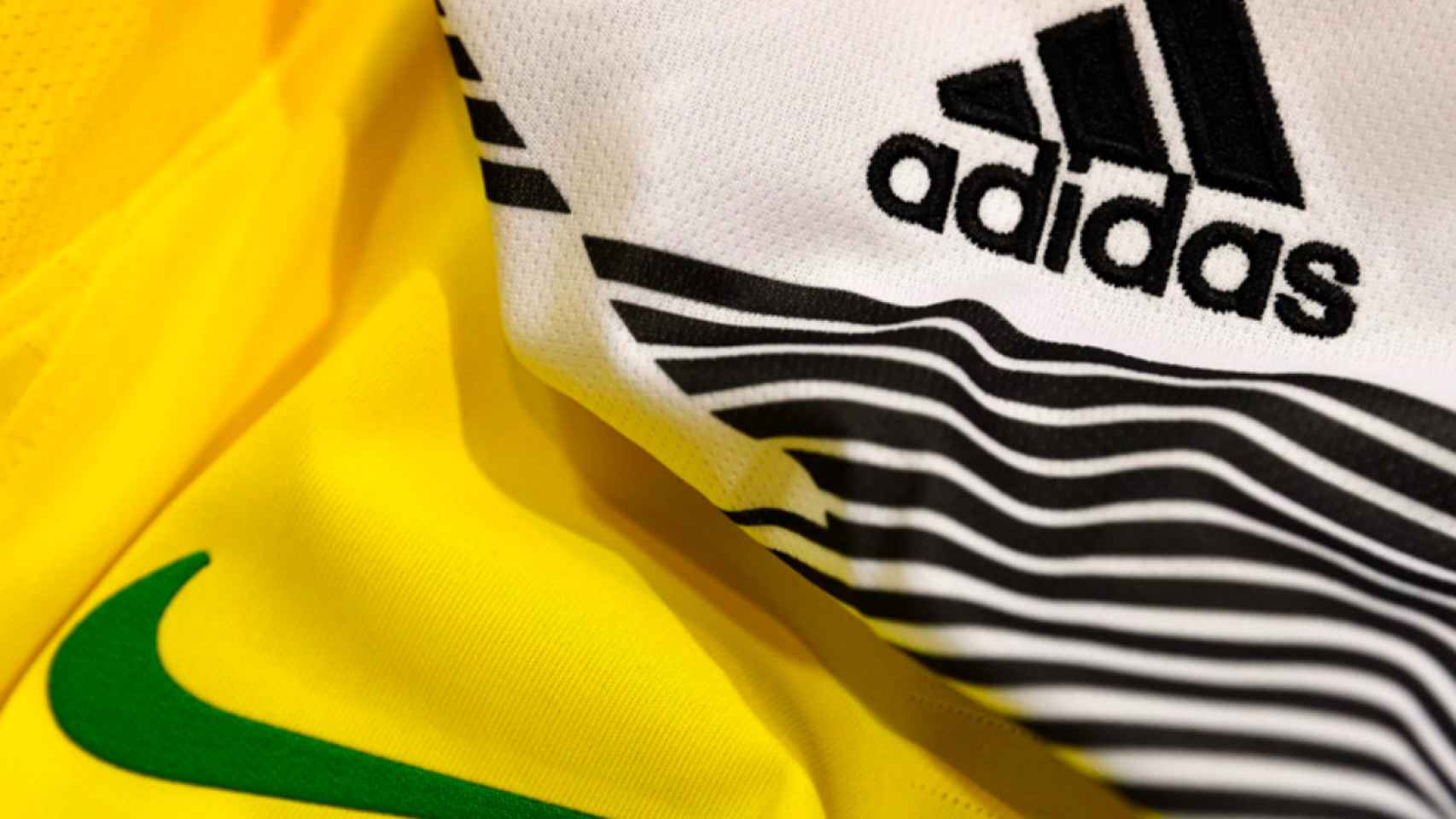 Nike y Adidas se disputan el trono de la mejor marca deportiva / MÁS QUE DIGITAL