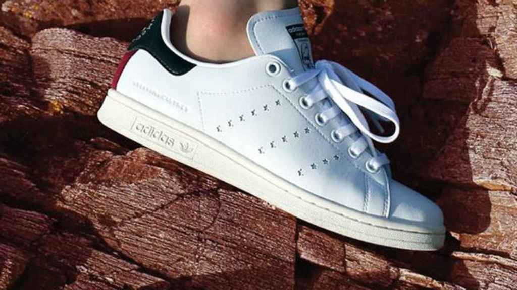 Modelo de Stan Smith por Stella McCartney