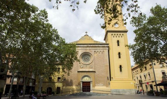 Parroquia de Santa Maria del Remei, en la plaza de la Concòrdia / HUGO FERNÁNDEZ